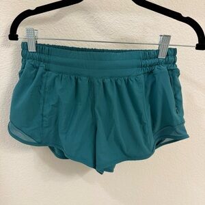 Lululemon Teal Hottie Hot Athletic Shorts 2.5’ | Size: 8